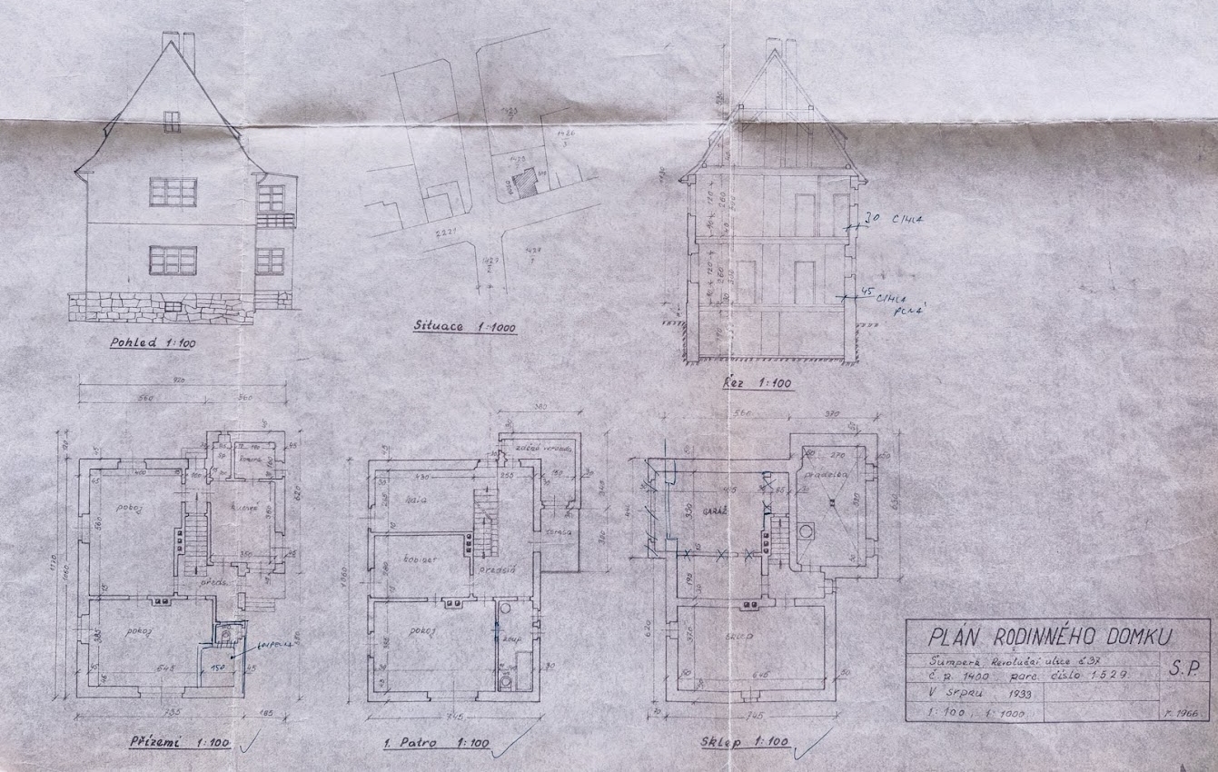 Dům na ulici Revoluční Dům na ulici Revoluční
